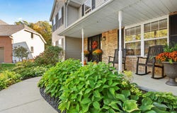 38 Elmwood Pl., Lexington, OH 44904