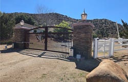 White Feather Road, Acton, CA 93510