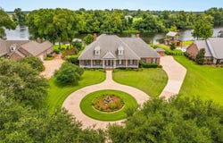 176 Starlight Pointe, Natchitoches, LA 71457