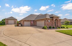 332 Sunset Drive, Saddlebrooke, MO 65630