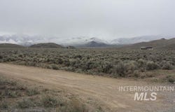 5893 Remington, Mackay, ID 83251