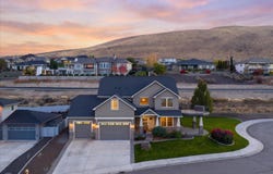 2345 Cottontail Ln, Richland, WA 99352