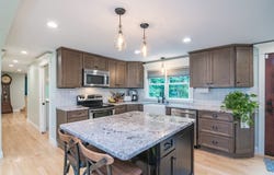7 Stuart Pl, Westfield, MA 01085