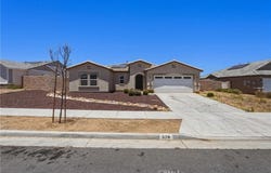 570 Farmstead, Hemet, CA 92543