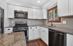 545 E COOLIDGE Avenue, APPLETON, WI 54915