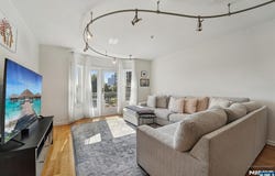 129 The Promenade, Edgewater, NJ 07020