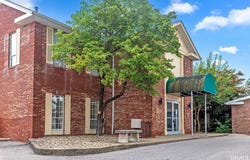 515 S Woodscrest Drive, Bloomington, IN 47401