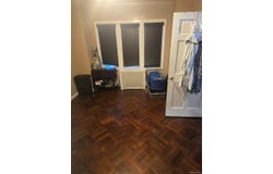70 Rockaway Parkway, Valley Stream, NY 11580
