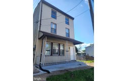 211 BROAD Street, BEVERLY, NJ 08010