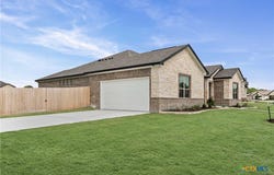 126 Lasso Loop, Lorena, TX 76655