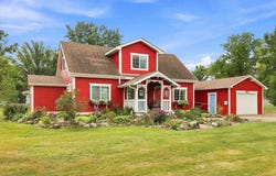 525 Maple Avenue E, Mora, MN 55051