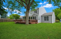 309 S Cross Trail, McHenry, IL 60050