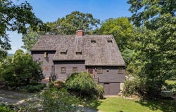 14 Walnut Hill Road, Amherst, NH 03031