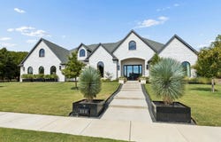 333 Renaissance Lane, Heath, TX 75032