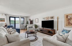 1085 Warburton Avenue, Yonkers, NY 10701