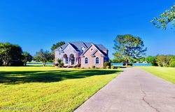 15 Lakeshore Drive, Laurel, MS 39443