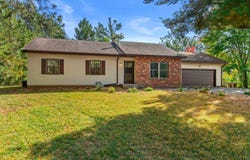 1811 WHISPERING PINE DRIVE, Plover, WI 54467