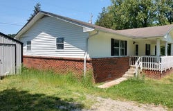 93 Crane Lane Rd, Louisa, KY 41230