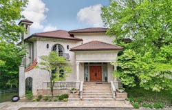 17 Split Rock Drive, Great Neck, NY 11024