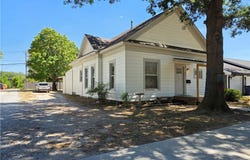 413 S Wright Street, Siloam Springs, AR 72761