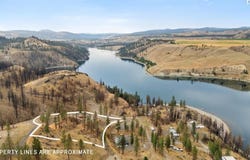 42401 Johns View Pl E, Davenport, WA 99122