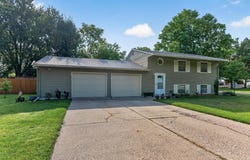 6124 Gettysburg Avenue N, New Hope, MN 55428