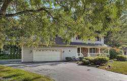 261 Autumn Run, Schenectady, NY 12306