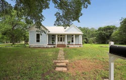 306 Rivers St, Smithville, TX 78957