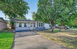 906 Euclid Street, Cleburne, TX 76033