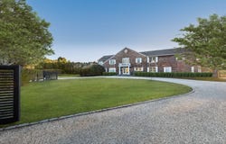 78 Bridgefield Road, Bridgehampton, NY 11932
