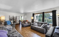 2740 Ridge Road, Lansing, IL 60438