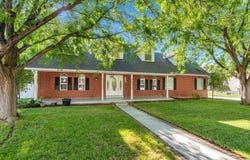 1526 E PHEASANT RUN Dr, Springville, UT 84663