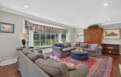 875 Sterling Road, Inverness, IL 60067