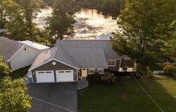 15466 Lakeshore Drive, Burton, OH 44021
