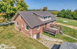 21468 240Th Avenue, Centerville, IA 52544