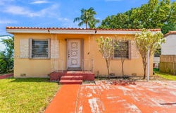 151 E 16th St, Hialeah, FL 33010