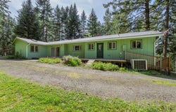 942 OSPREY Dr, Umpqua, OR 97486