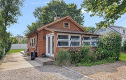 39 Ottawa Trail, Narragansett, RI 02882