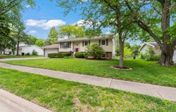 1704 Dunray Lane, Normal, IL 61761