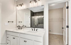 16 Quail Run, Voorheesville, NY 12186