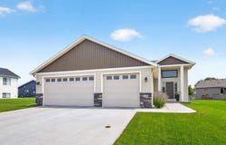 1102 14th Avenue NW, Kasson, MN 55944