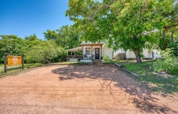 700 Bayley, Llano, TX 78643