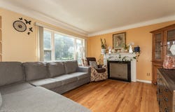 1292 Irene Road, Lyndhurst, OH 44124