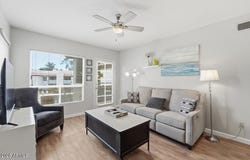 1825 W RAY Road, Chandler, AZ 85224