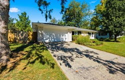 3475 Greentree Road, Lexington, KY 40517