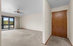 300 E 25th, Yankton, SD 57078