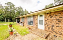 123 Santa Rosa Rd, Cantonment, FL 32533
