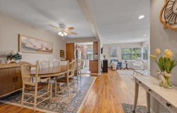 1195 E Broadway, Hewlett, NY 11557