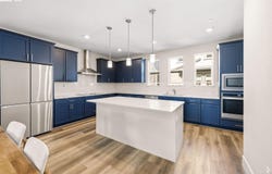 2825 Crusader ST, Alameda, CA 94501