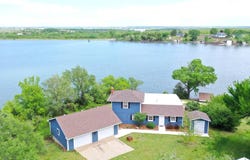 164 Highview Point, Council Grove, KS 66846